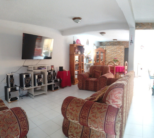 Casa En Venta En Ecatepec De Morelos Cercana A La Cdmx