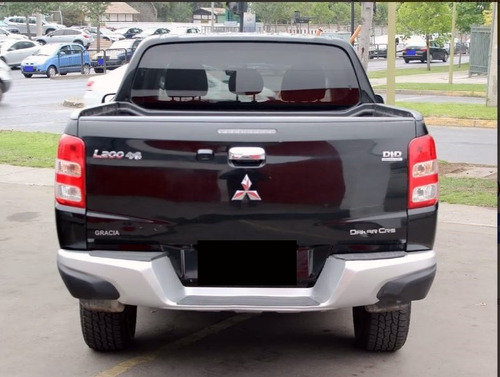 Imagen 3 de 7 de Mitsubishi L200 At Diesel 4x4 2018