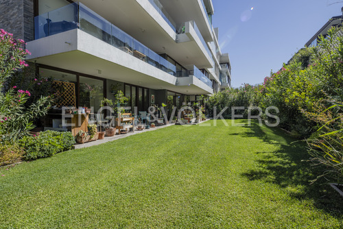 Departamento Con Gran Jardín En La Dehesa Central