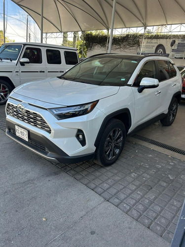 Toyota Rav4 L4 2.5l Hybrid 2023