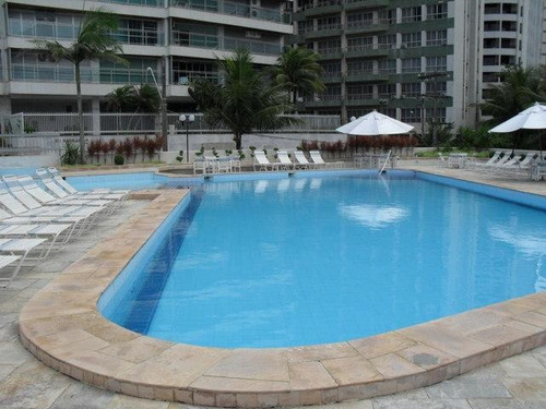 Imagem 26 de 30 de Apartamento Venda E Locação - Praia Das Pitangueiras - Guarujá. - Ap0614