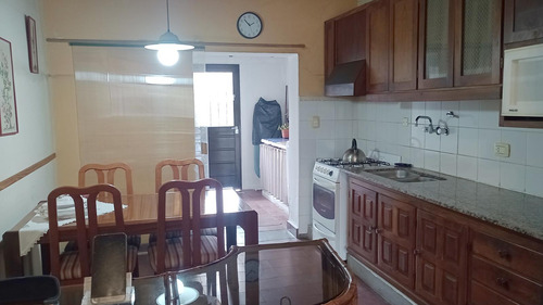 Venta Hermoso Chalet Serrano En Villa De Las Rosas, Excelente Ubicación