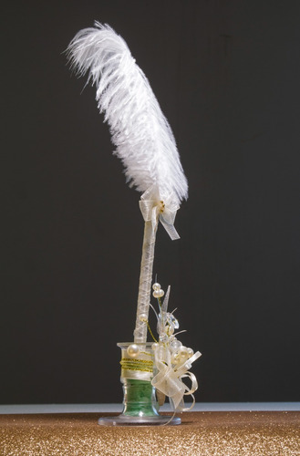 Imagen 2 de 5 de Pluma Firmas Boda Xv Años Decorada Recuerdo Carmen Hadas