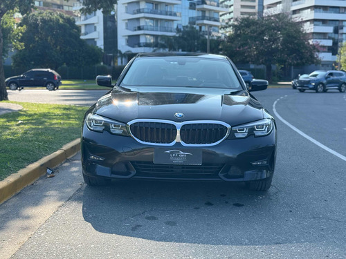 BMW Serie 3 3.0 330i Sedan Sport Line 252cv