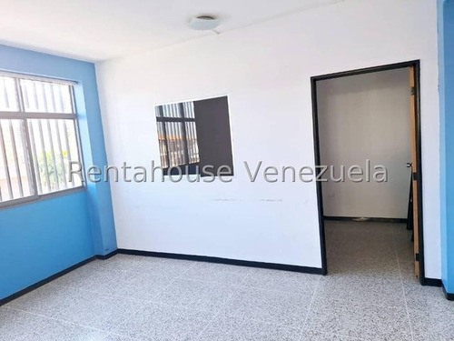 Casa En Venta. Colinas De Santa Mónica. Mls 25-6720