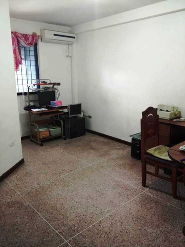 Imagen 10 de 16 de Se Vende Casa La Pastora Valencia Centro 04144121460