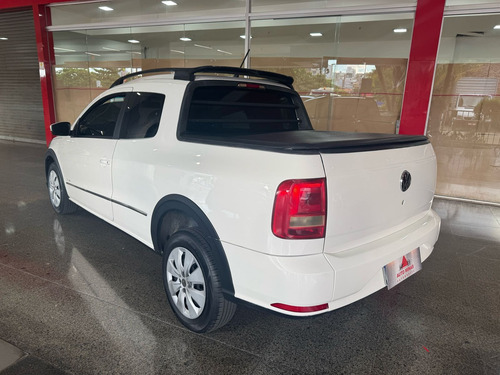 Volkswagen Saveiro 1.6 Highline Cab. Dupla Total Flex 2p