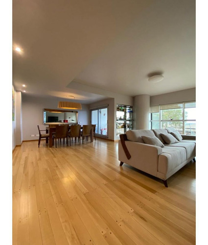 Imagen 4 de 22 de Departamento De 2 Dormitorios Con Vista Al Río