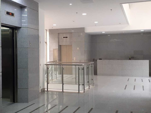 Imagen 11 de 14 de Se Alquila Oficina 390m2 Santa Paula 2778