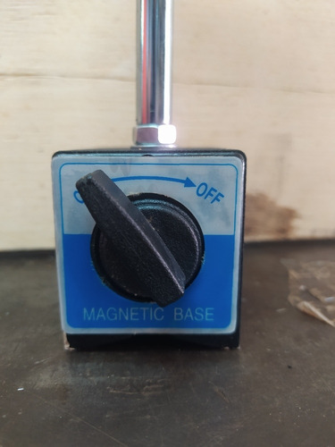 Imagen 2 de 2 de Base Magnética Para Reloj Comparador
