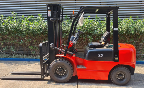 Empilhadeira Nova 2,5ton Diesel Triplex 4,70mts 5x S/ Juros!