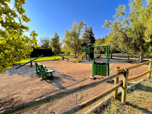 Sitio Por Av. El Valle, Chicureo Oriente