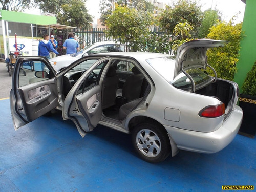Nissan Sentra B14 Gxe