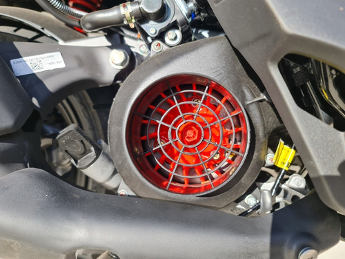 Imagen 6 de 15 de Beta Scooter Tvs Ntorq Precio Cuidado