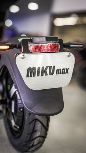 Imagen 1 de 15 de (moto Eléctrica) Ciclomotor Sunra Litio Miku Max No Lucky
