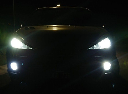 Peugeot 207 1.4 Sedan Xs
