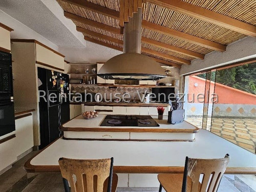 Vendo Casa En Urbanización El Castaño, Código 25-6576 Cm Leer Descripción