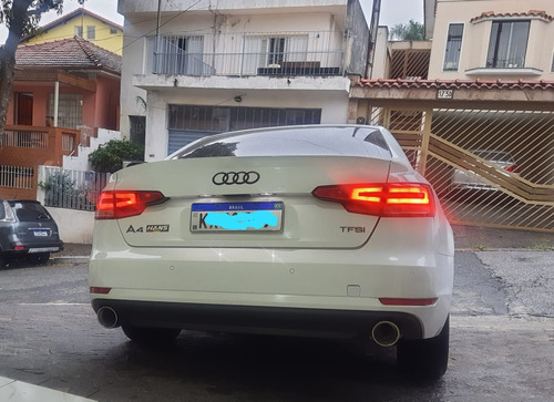 Audi A4 2.0 Tfsi Attraction S-tronic 4p