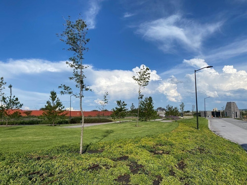 Terreno En Venta Frente A Área Verde- La Espiga