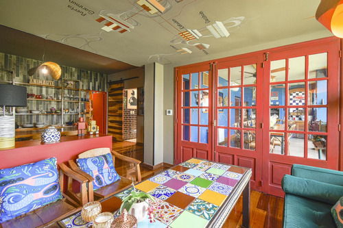 Venta Casa 7 Ambientes Con Jardín Y Pileta En Martinez