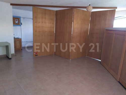 Local En Venta Paseos De San Isidro, San Juan Del Río, Querétaro.