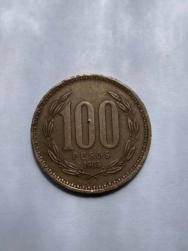 Moneda De Cobre De 100 Pesos Chilenos Del Año 1985