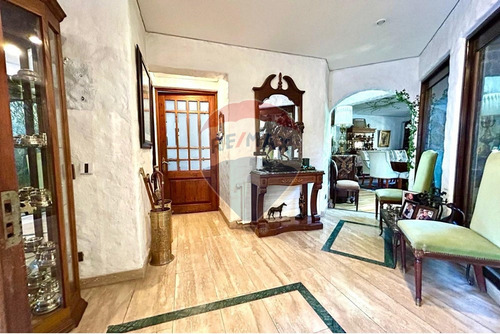 Casa Colonial En Los Trapenses 7d Y 6b