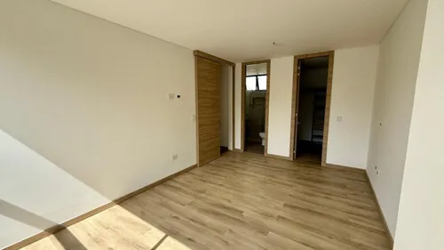 Apartamento En Venta En Loma Del Escobero. Cod V12705