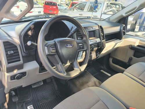 Ford F-350 6.3l Xl 6.2 Plus Ac At