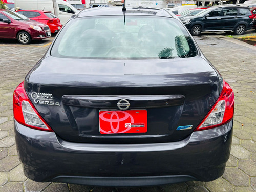 Nissan Versa 1.6 Sense Mt