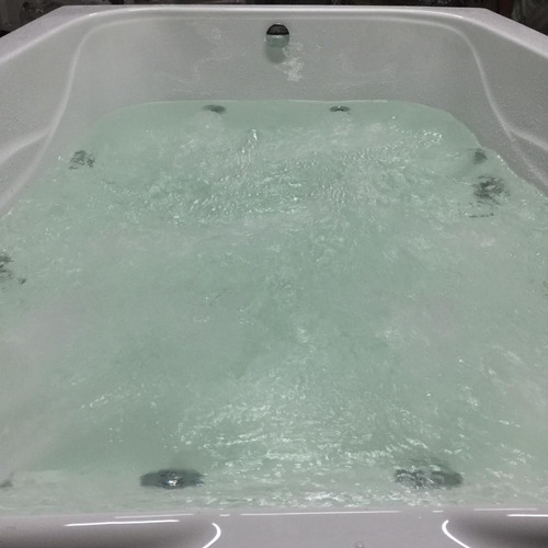 Jacuzzi Max E-único 180x120x55 8 Jets Acrilico Alta Calidad