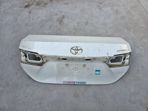Tapa De Baul Corolla 2014 2015 2016 2017 2018 2019