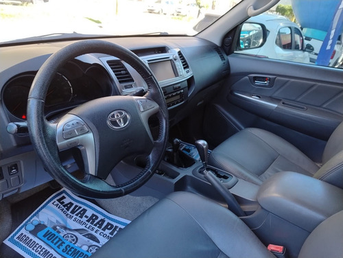 Toyota Hilux CD SRV D4-D 4x4 3.0 TDI Diesel Aut