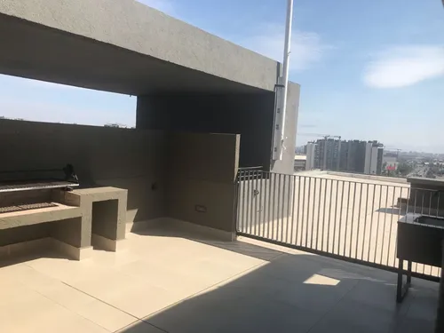 Nuevo, A Dos Cuadras Del Metro Macul