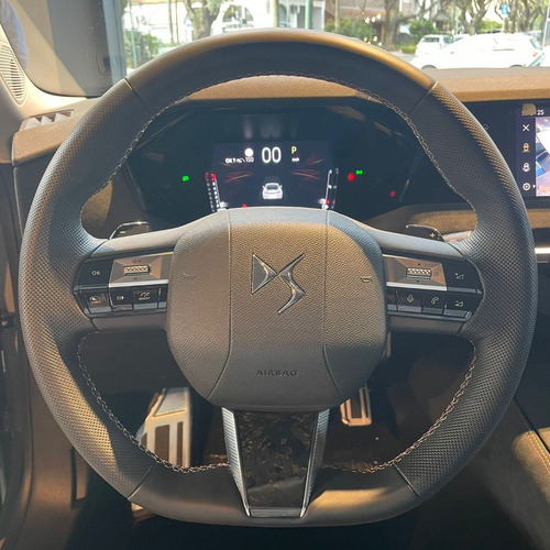 Imagen 8 de 19 de Ds4 Performance Line 215 a t8