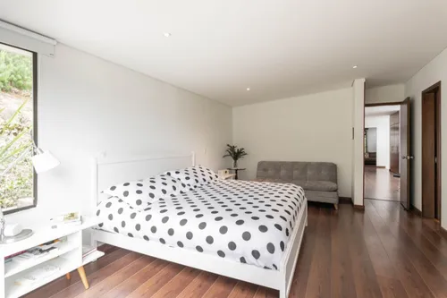 Casa En Arriendo/venta En El Tejar. Cod V13210