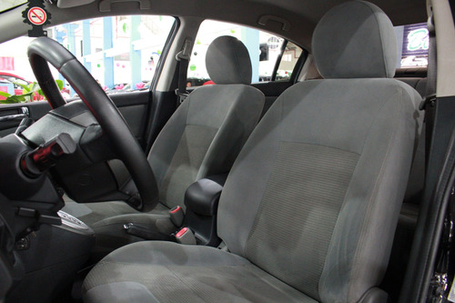 Imagem 8 de 14 de Nissan Sentra 2.0 S 16v Gasolina 4p Automático