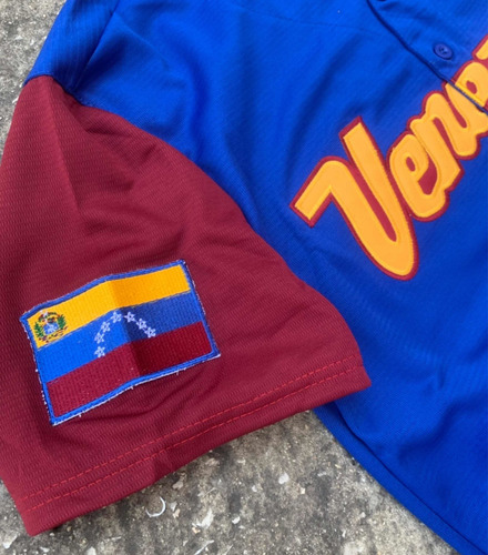 Imagen 4 de 9 de Camiseta Azul De Venezuela Clásico Mundial De Béisbol 2017