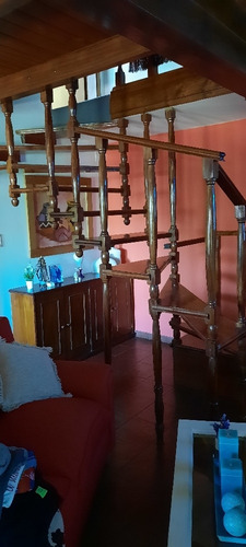 Imagen 2 de 14 de Casa Quinta Con Piscina En El Mejor Barrio