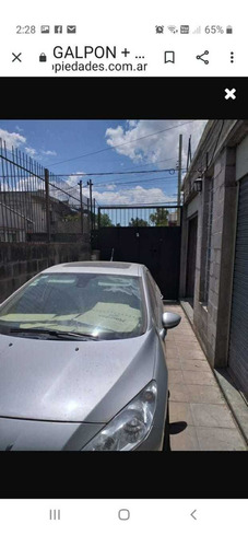 Galpón Con Departamento De 3 Ambientes