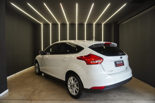 Ford Focus 1.6 S 5p 2016