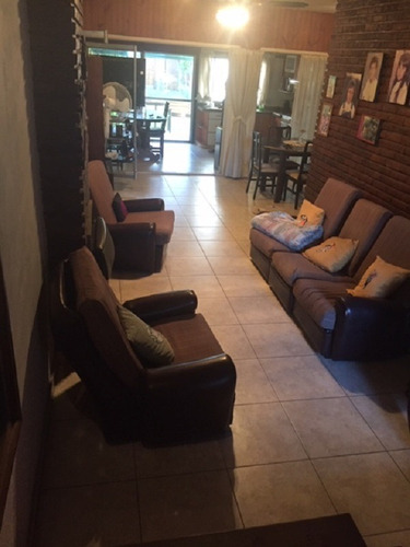 Imagen 8 de 21 de Excelente Duplex 4 Ambientes. Int. Neyer N° 177, Beccar.