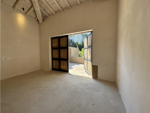 Casa En Venta | Condominio | Avandaro | Nueva | Alberca | Padel