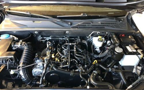 Volkswagen Amarok Trendline 4x2 Usado Impecable Contado