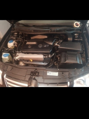 Volkswagen Bora 1.8 Highline T 180cv 2012
