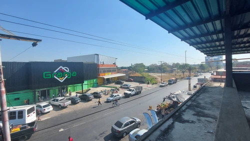 Local Comercial En Flor Amarillo Valencia En Venta. 1770 Inmobiliaria Maggi.