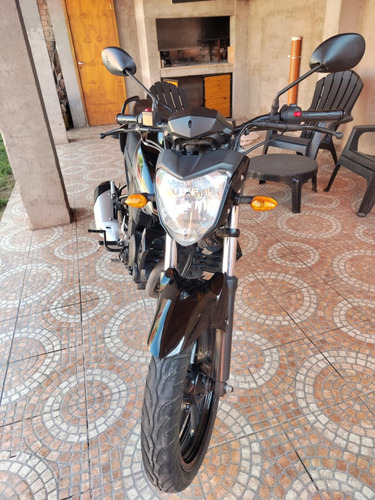 Yamaha  Fz16 