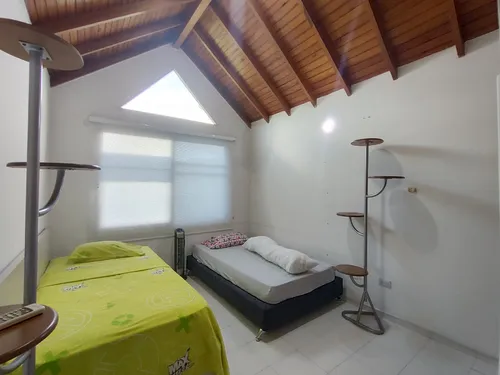Casa En Arriendo En La Ceiba. Cod A27885