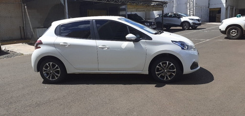 Peugeot 208 2018/2019 2692