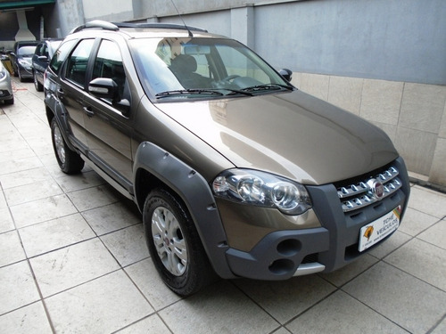Imagem 2 de 15 de Fiat Palio Weekend Adventure Locker